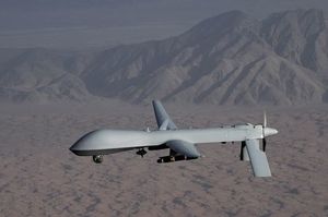 Des drones ou des profs... hollande a choisi!