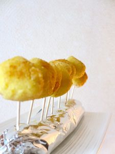 Mini-billes de mozzarella panées