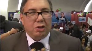 Le député FLN France-Nord, Djamel Bouras, veut nous faire croire que le problème vient de certains ministres qui n’appliquent pas le programme du Président !!!