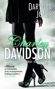 Quatrième tombe au fond de Darynda Jones