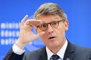 Vincent Peillon se paie les professeurs de classes prépa avec suffisance