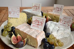 Avant ou entre les livres: un petit Fromage