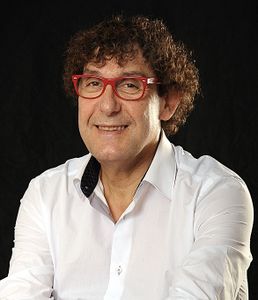 29 avril : Les constellations familiales un chemin vers l’acceptation et l’amour par Lucien ESSIQUE