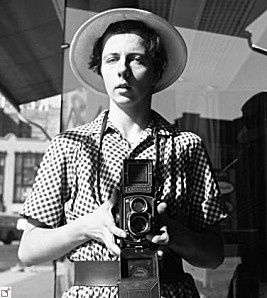 L'histoire incroyable de la photographe Vivian Maier, talent et discrétion : 31 photos et une video