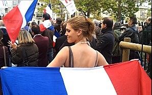 Succès de la marche contre le fascisme islamiste par Christophe.