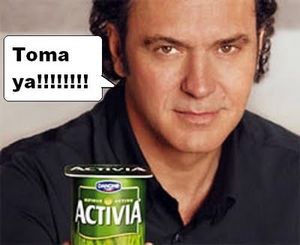 José Coronado vuelve a promocionar Activia