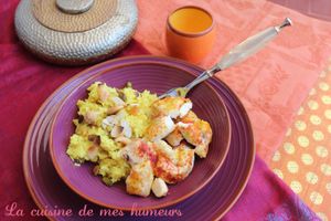 Poulet aux épices et riz à l'indienne aux fruits secs