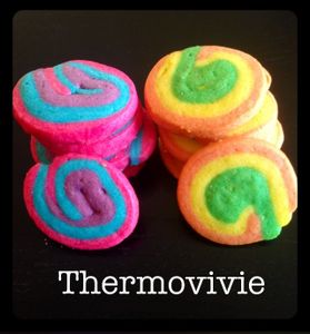 Sablés arc en ciel, les petits gâteaux rigolos et fluos au thermomix