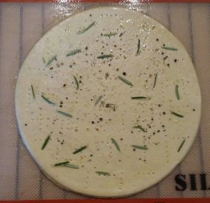 Tarte fine courgette chèvre et jambon cru