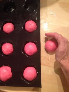 Brioche rose au sucre pétillant
