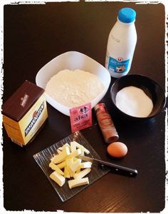 Sablés au sucre à accrocher au sapin