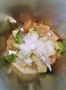 Burger poulet avocat au Merzer