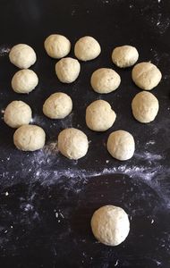 Sa Pain de mie au Pesto et camembert coulant