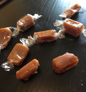Cookies au cœur coulant de caramel
