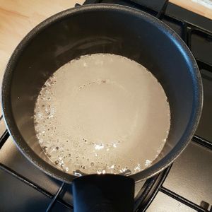 Mi-cuit chocolat et cœur caramel coulant