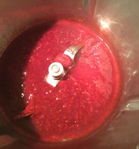 Princesse Sarah, framboises, guimauve et fromage frais.