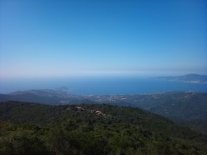 Le Préfet autorise la carrière...