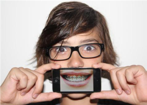 Hi there! My name is Adrien!