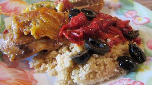 Poulet aux piquillos et olives noires