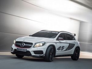 Merdes GLA 45 AMG...pur bonheur!