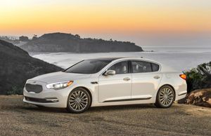 Kia K900, c'est officiel!!!