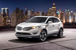 Lincoln MKC prêt à manger de l'Evoque!