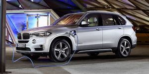 Zoom sur la prime aux véhicules hybrides et électriques!