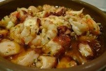 Pulpo al ajillo con langostinos