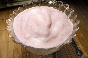 Helado cremoso de fresa