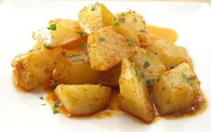 Patatas al ajillo