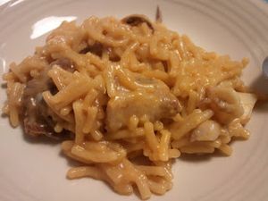 Fideua con costilla y sepia
