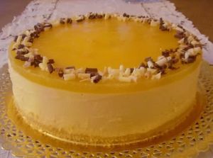 Tarta mousse de melocotón