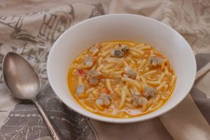 Fideos con berberechos