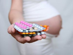 J'ai droit ou pas ? Quels médicaments prendre pendant sa grossesse ou son allaitement ?