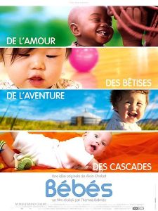 Quatre bébés autour du monde