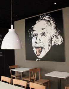 Ce midi je mange à la cantine