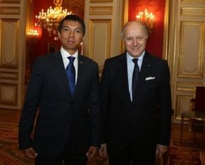 0993 - French minister tells Rajoelina to keep off 2013 poll