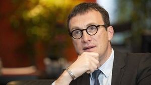 Pascal Smet wil alle leerlingen testen op kennis van Nederlands