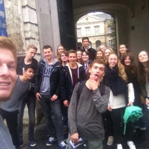 L'instant néerlandais du jour (2015_10_09) In Leuven + verbe + sujet