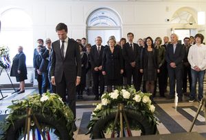 L'instant néerlandais du jour (2015_11_18): de minuut stilte