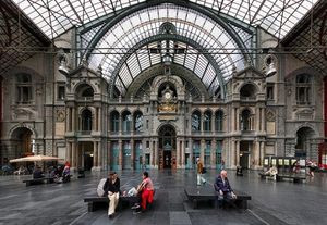 L'instant néerlandais du jour (2016_05_23): het station