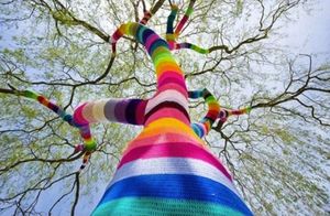 Le "Knit graffiti" ou le "Yarn bombing"