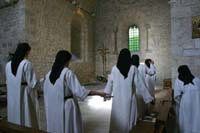 Entrer dans la prière: eucharistie et partage des richesses
