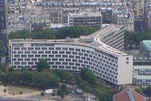 Lundi 10 juin 1985