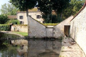Moulin et lavoir sur le rû de Guiry
