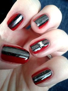 Nail Art pochoir au scotch