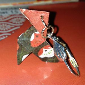 De l'art de la cocotte, boucle d'oreille et origami