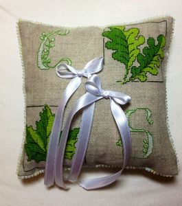Coussin brodé pour alliances, mariage France/Canada