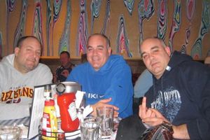 DES FRERES JUMEAUX, ASSOCIES DE LA FAMILLE COLOMBO, ESSAYENT DE TROMPER LA JUSTICE AMÉRICAINE