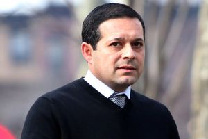 NE JAMAIS MANQUER DE RESPECT À LA FAMILLE COLOMBO